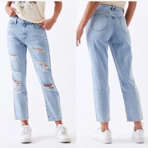 Pacsun Mom Jean Light Wash size 25
